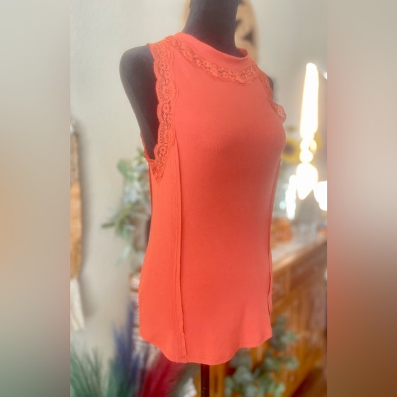 Lace Ribbed Tank Top Blouse from Buckle - Picture 3 of 8